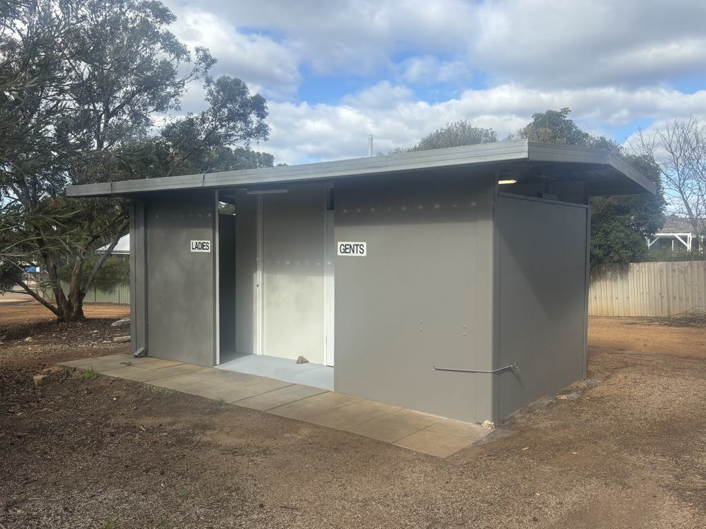 Refresh for Rangeview Park toilets